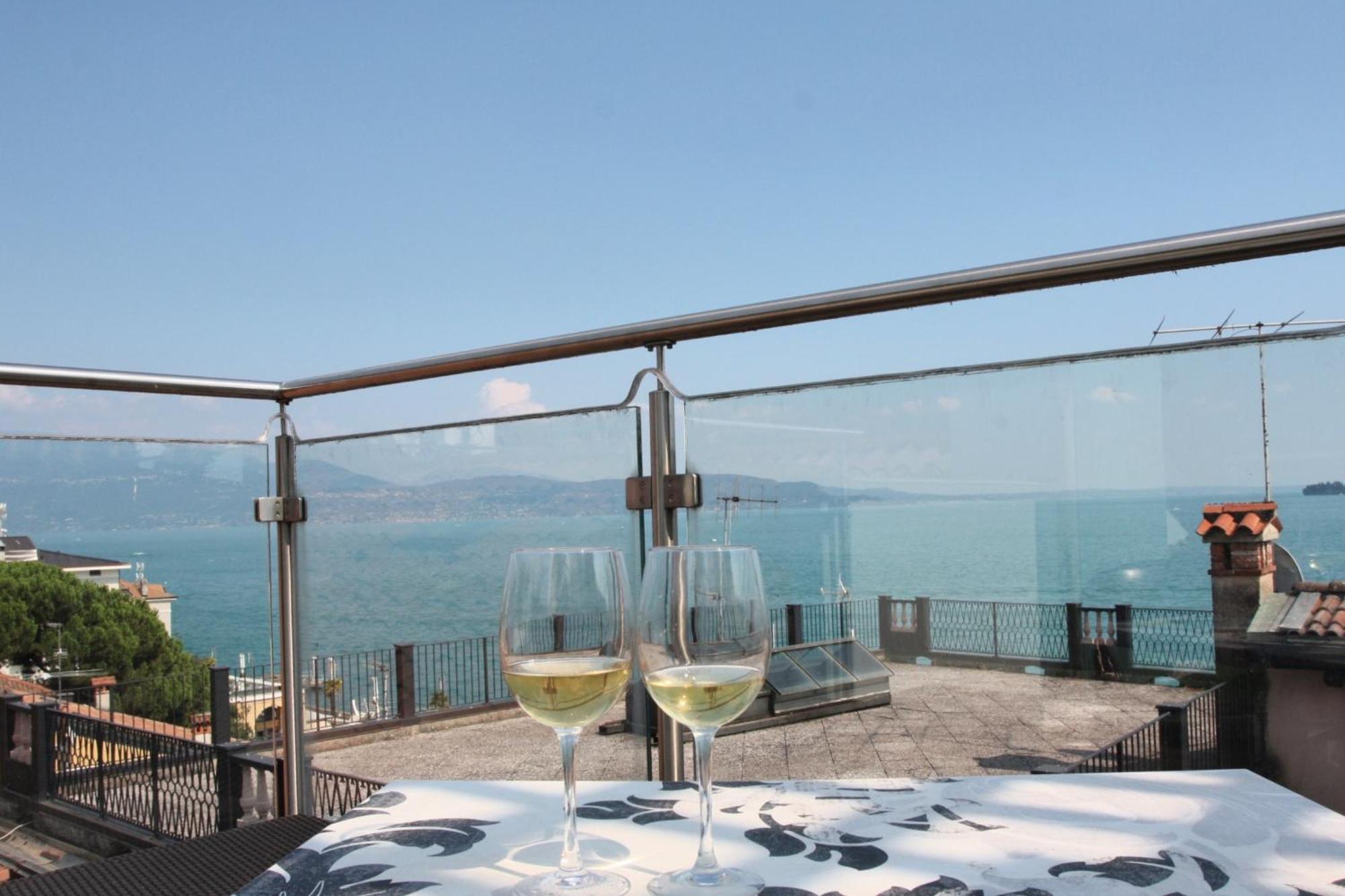 Happy Hotel Atelier Gardone Riviera Centro & Beach Exterior foto