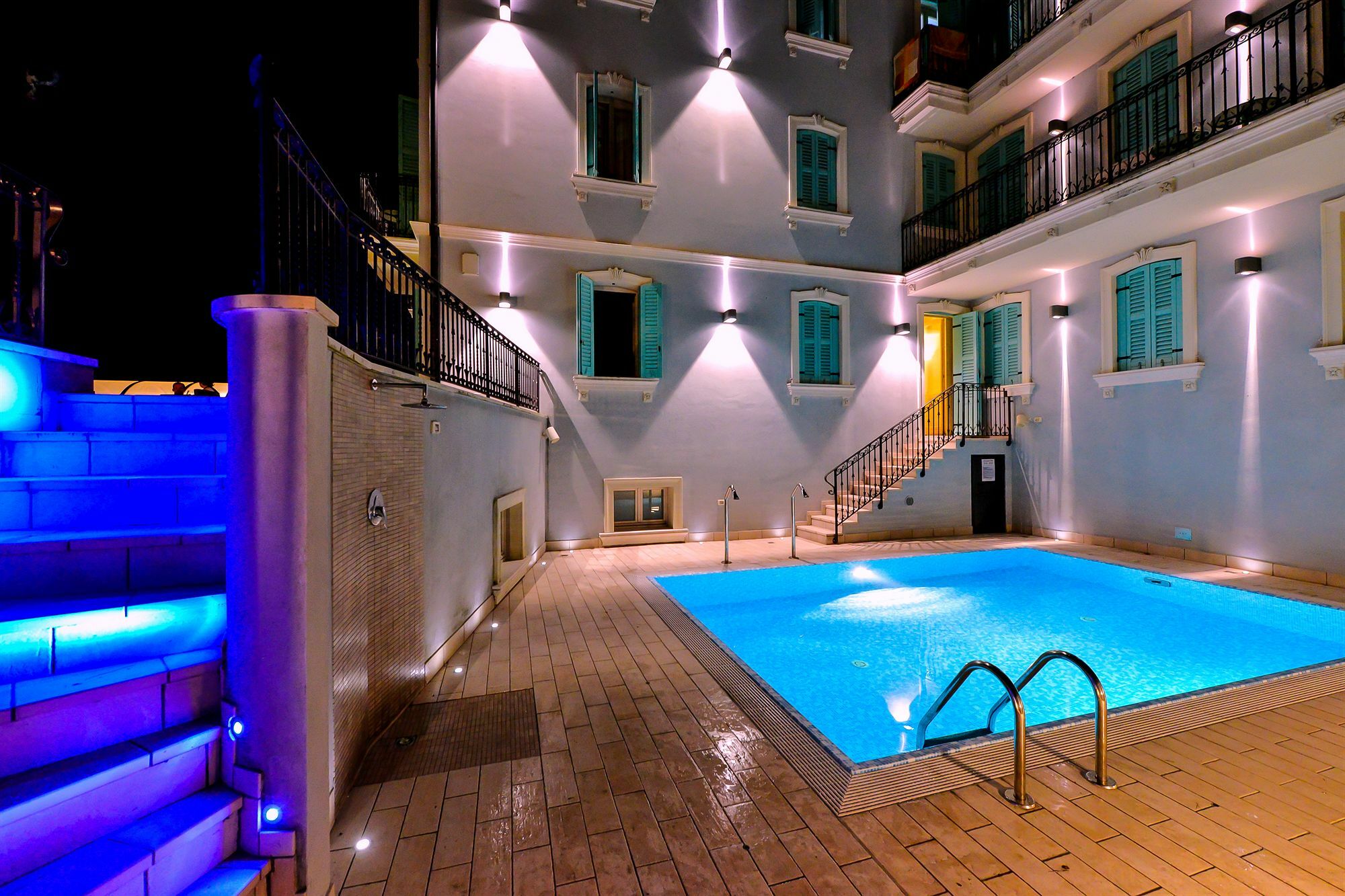 Happy Hotel Atelier Gardone Riviera Centro & Beach Exterior foto
